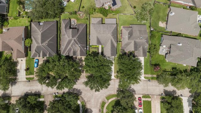 1202 Ivory Meadow Lane, Sugar Land, TX 77479