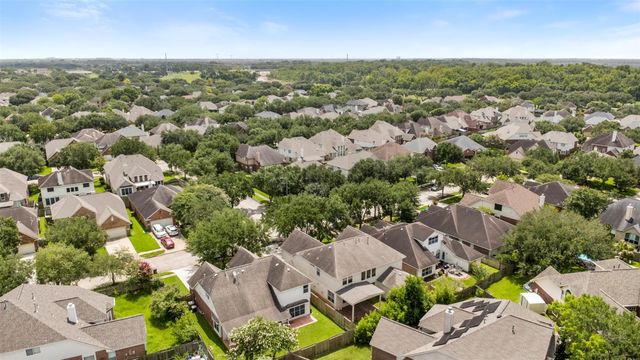 1202 Ivory Meadow Lane, Sugar Land, TX 77479