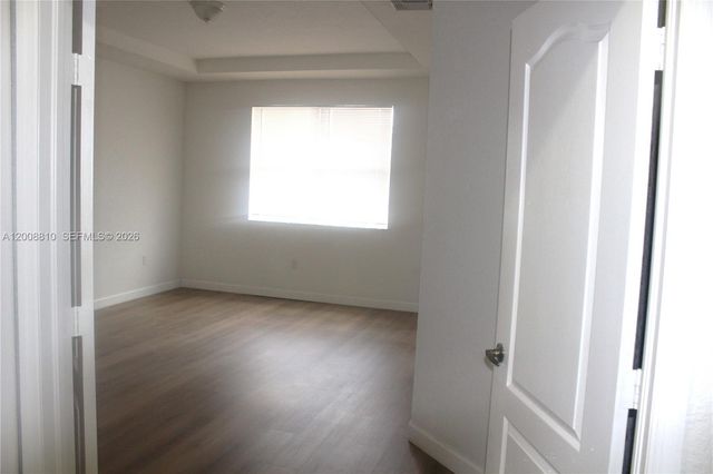 11375 NW 77th Ln 11375, Doral, FL 33178