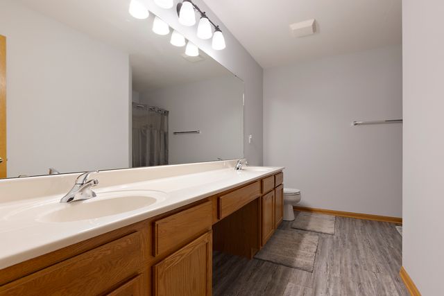 7017 Golden Eagle Drive, Loves Park, IL 61111
