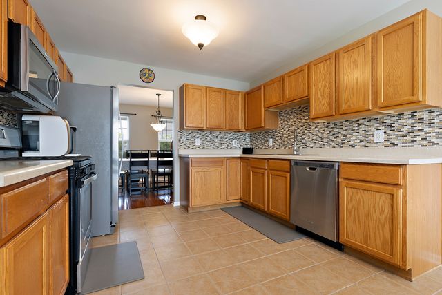 7017 Golden Eagle Drive, Loves Park, IL 61111