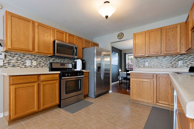 7017 Golden Eagle Drive, Loves Park, IL 61111