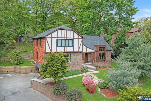 610 Monroe Street, Ridgewood, NJ 07450