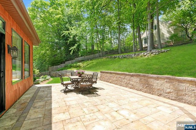 610 Monroe Street, Ridgewood, NJ 07450