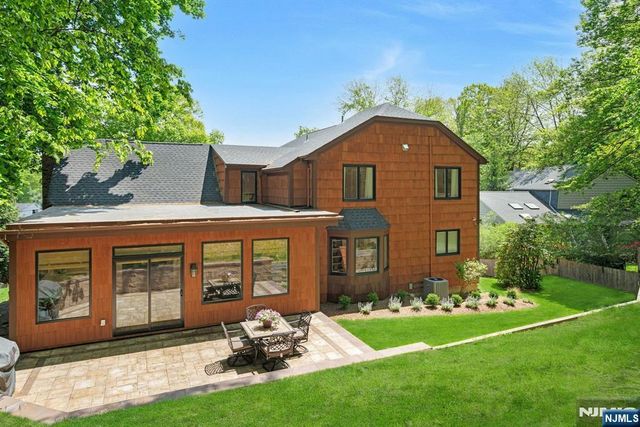 610 Monroe Street, Ridgewood, NJ 07450