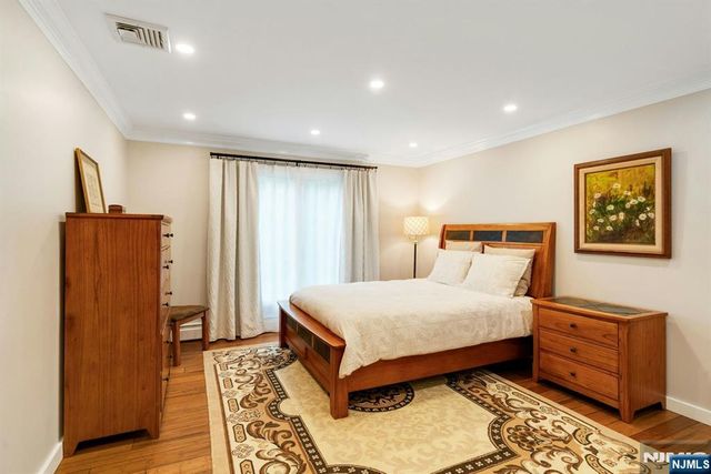 610 Monroe Street, Ridgewood, NJ 07450