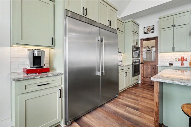 3787 Kessler Mountain Road, Fayetteville, AR 72701