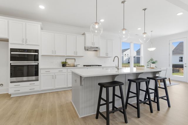 1038 House Finch Avenue Cc3-22-17, Ravenel, SC 29470