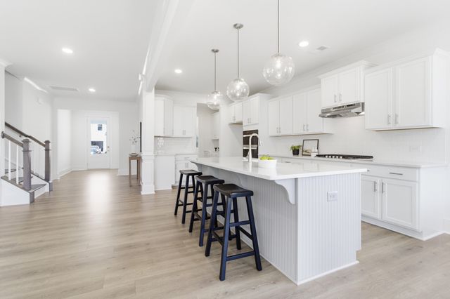 1038 House Finch Avenue Cc3-22-17, Ravenel, SC 29470
