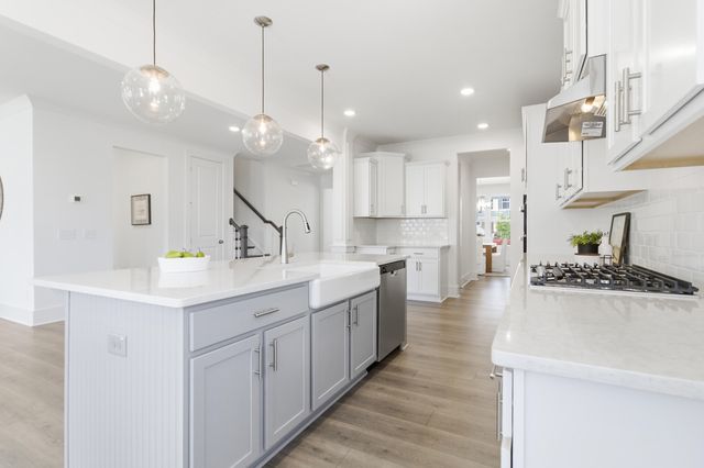 1038 House Finch Avenue Cc3-22-17, Ravenel, SC 29470