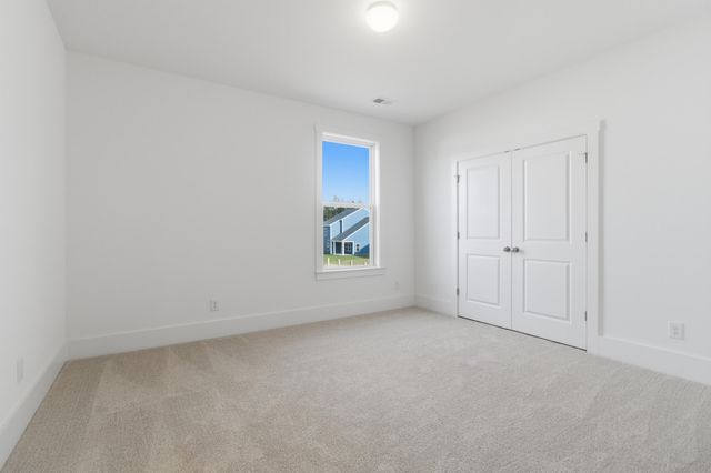 1038 House Finch Avenue Cc3-22-17, Ravenel, SC 29470