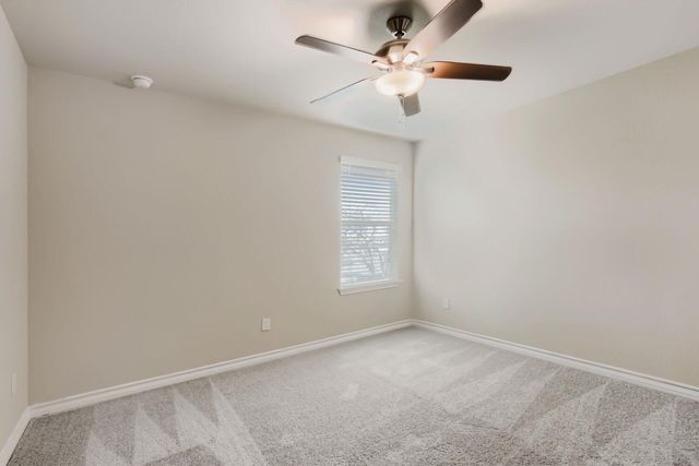 173 Flexus LN, Liberty Hill, TX 78642