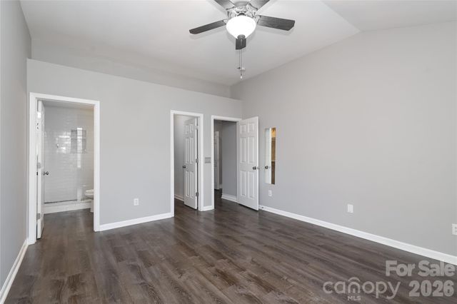 9506 Scotland Hall Court, Charlotte, NC 28277