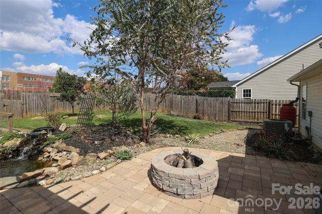 9506 Scotland Hall Court, Charlotte, NC 28277