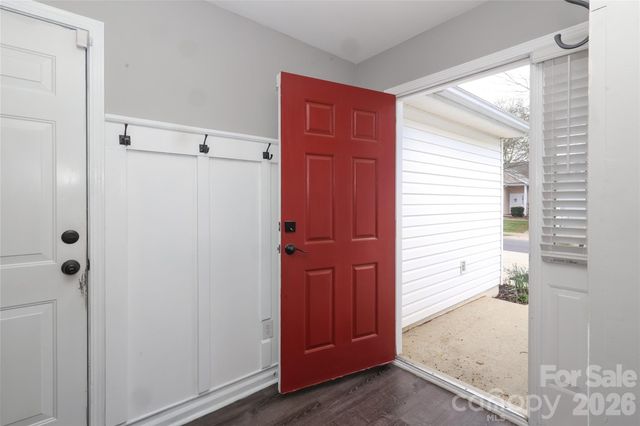 9506 Scotland Hall Court, Charlotte, NC 28277