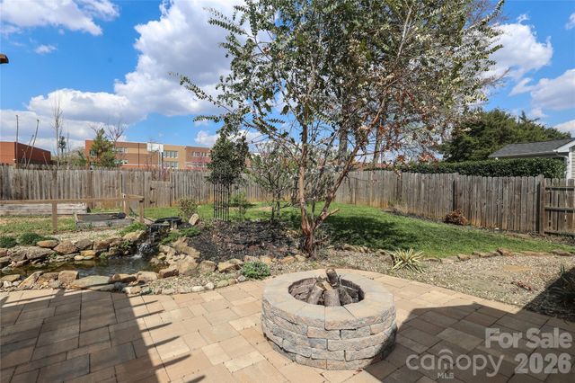 9506 Scotland Hall Court, Charlotte, NC 28277