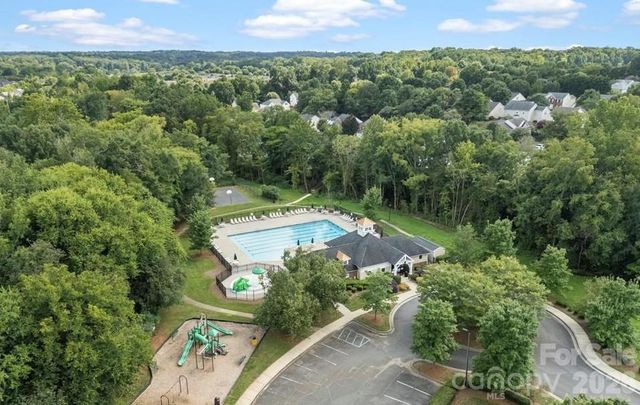 9506 Scotland Hall Court, Charlotte, NC 28277