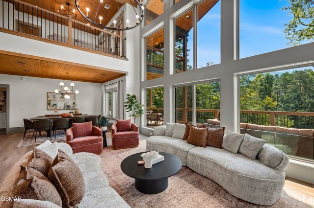 3839 Revetta Circle, Sevierville, TN 37862