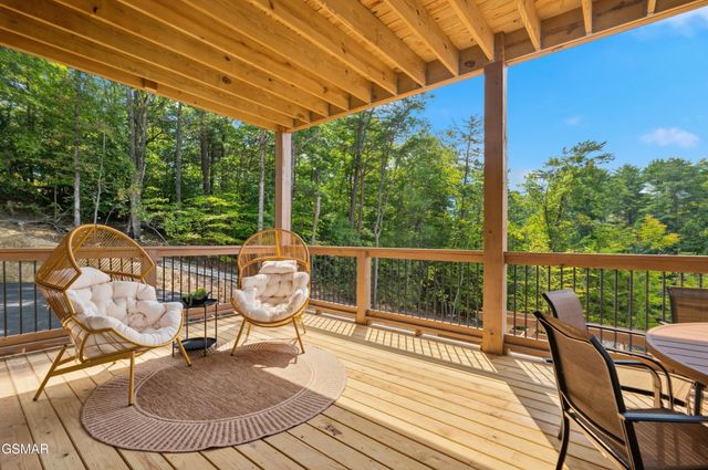 3839 Revetta Circle, Sevierville, TN 37862