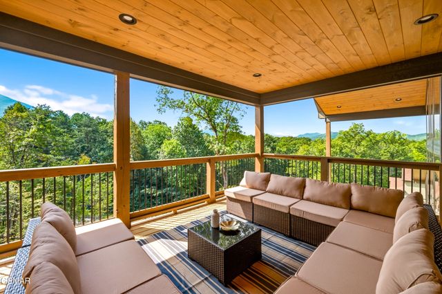 3839 Revetta Circle, Sevierville, TN 37862