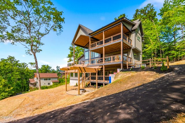 3839 Revetta Circle, Sevierville, TN 37862
