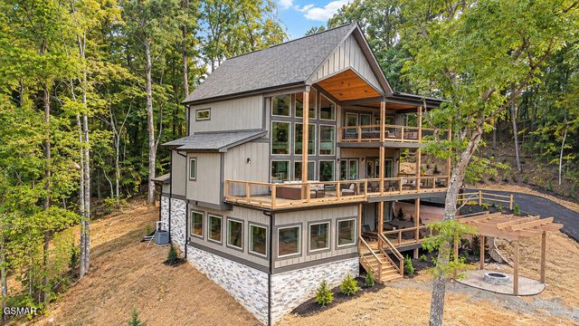 3839 Revetta Circle, Sevierville, TN 37862