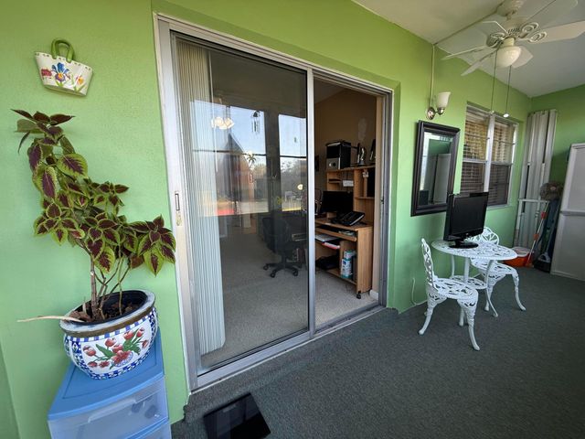 81 Camden Drive D, West Palm Beach, FL 33417