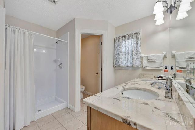 4272 N Shore Drive, West Chester, OH 45069