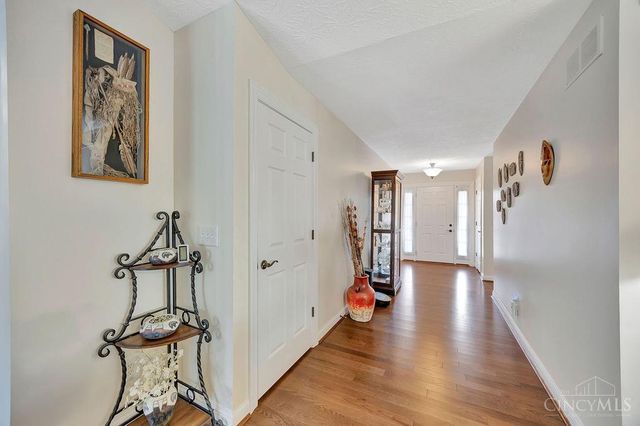 4272 N Shore Drive, West Chester, OH 45069