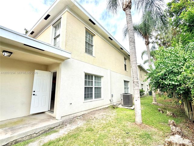 3836 Dove Landing Rd, West Palm Beach, FL 33403