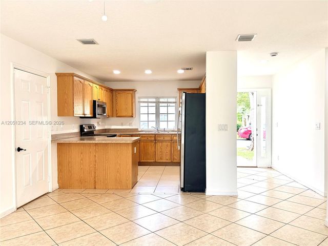 3836 Dove Landing Rd, West Palm Beach, FL 33403