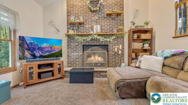 1297 Woodstock Drive, Chestnuthill Twp, PA 18353