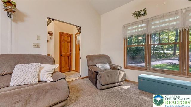 1297 Woodstock Drive, Chestnuthill Twp, PA 18353