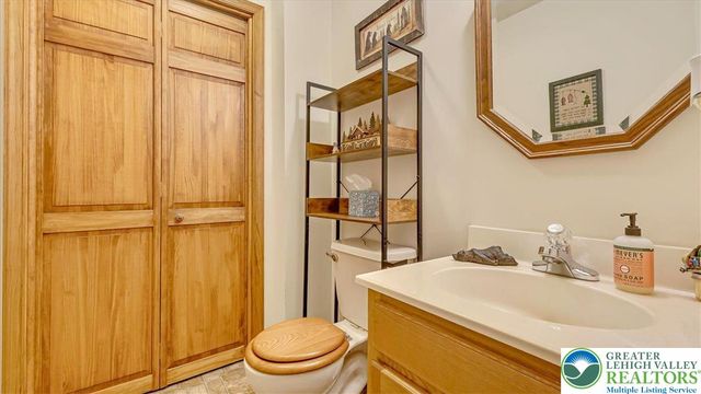 1297 Woodstock Drive, Chestnuthill Twp, PA 18353