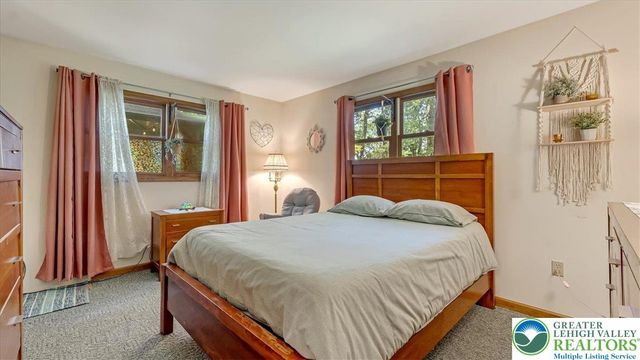 1297 Woodstock Drive, Chestnuthill Twp, PA 18353