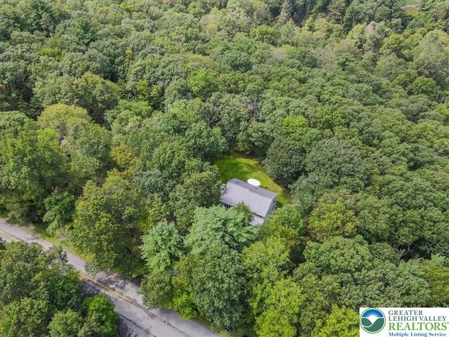 1297 Woodstock Drive, Chestnuthill Twp, PA 18353