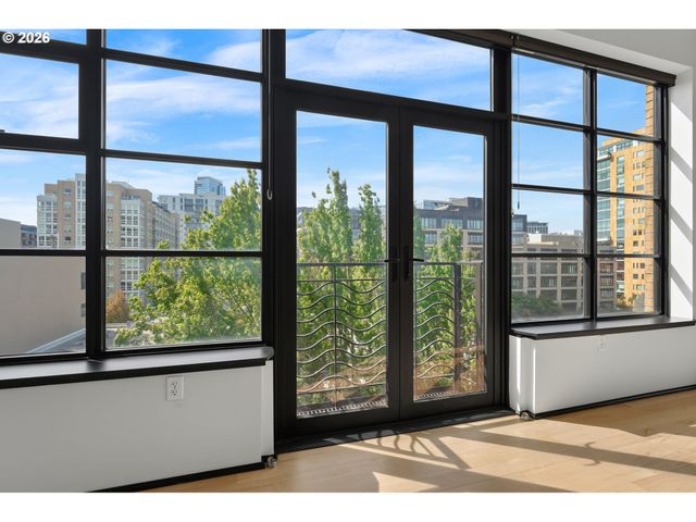 420 Nw 11TH Ave 615, Portland, OR 97209
