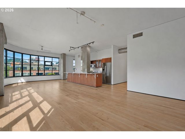 420 Nw 11TH Ave 615, Portland, OR 97209
