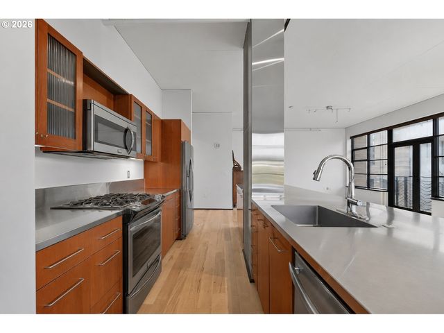 420 Nw 11TH Ave 615, Portland, OR 97209