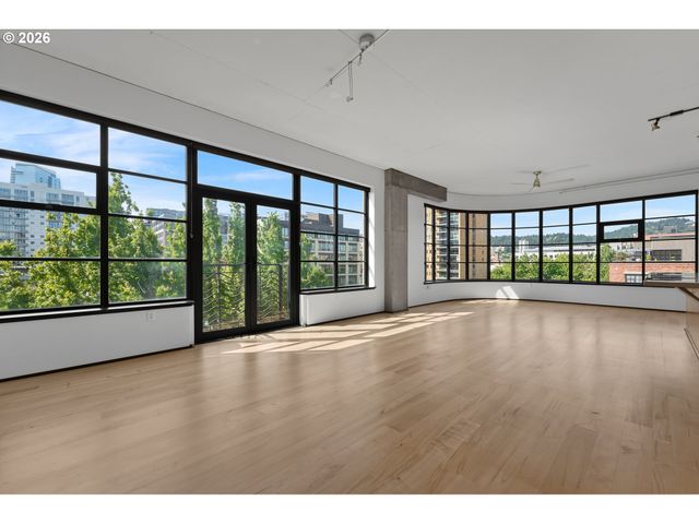 420 Nw 11TH Ave 615, Portland, OR 97209