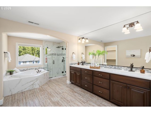 5748 Nw 128TH Ter, Portland, OR 97229