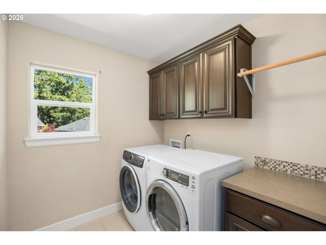 5748 Nw 128TH Ter, Portland, OR 97229