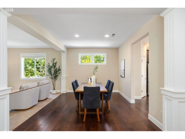 5748 Nw 128TH Ter, Portland, OR 97229