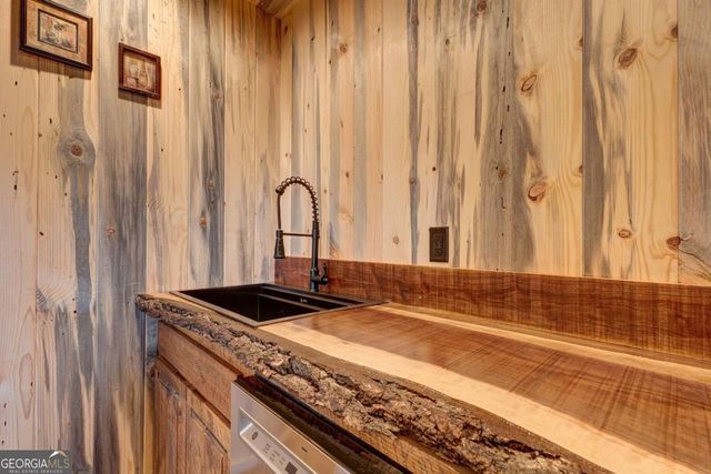 187 Briar Woods Lane C6, Blue Ridge, GA 30513