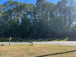 Nathan Hale Avenue, Pascagoula, MS 39581