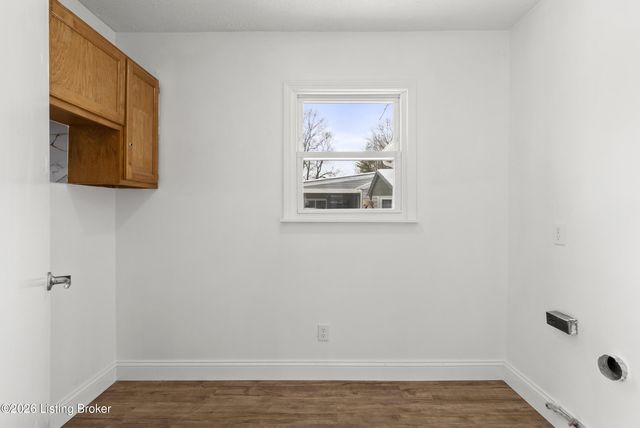 6902 John Adams Way, Louisville, KY 40272