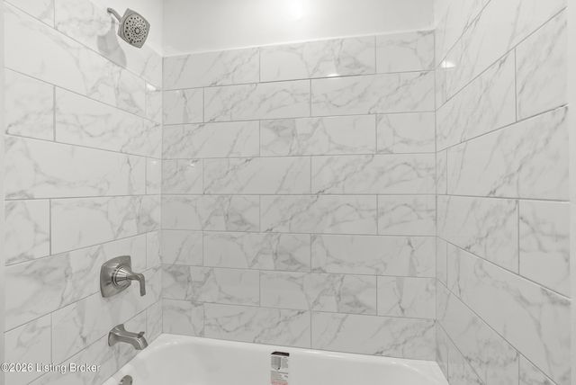 6902 John Adams Way, Louisville, KY 40272