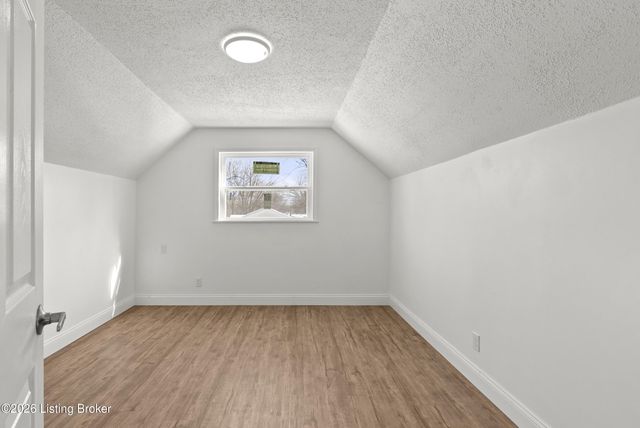 6902 John Adams Way, Louisville, KY 40272