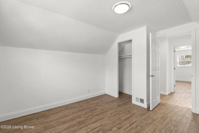 6902 John Adams Way, Louisville, KY 40272