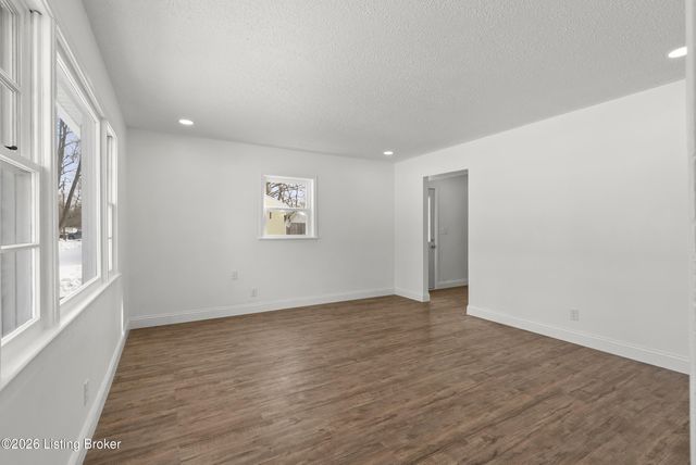 6902 John Adams Way, Louisville, KY 40272